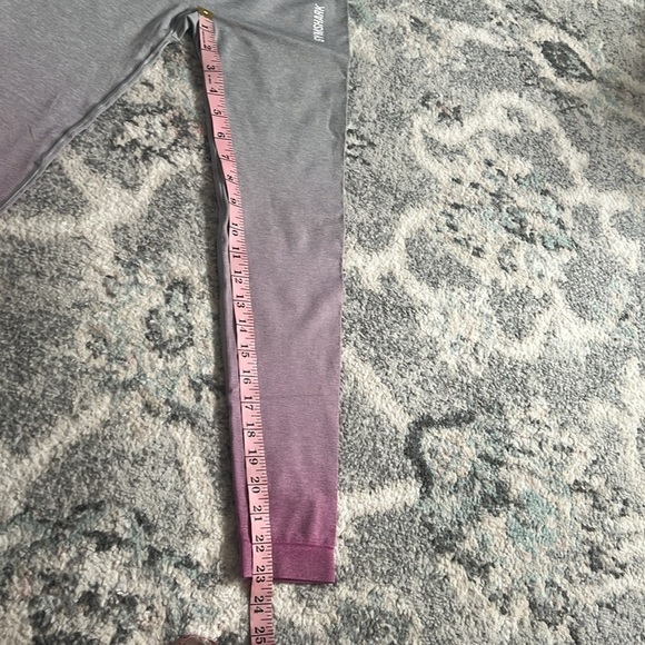 Gymshark Ombré Seamless Leggings - Picture 7 of 9